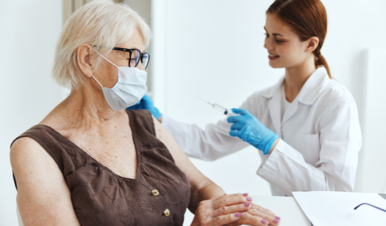 La vaccination et les contrats d’assurance